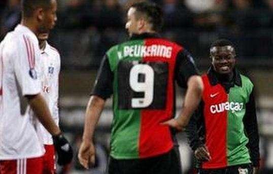 练和球员跨 练和球员跨